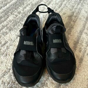 Nike toddler flex runner